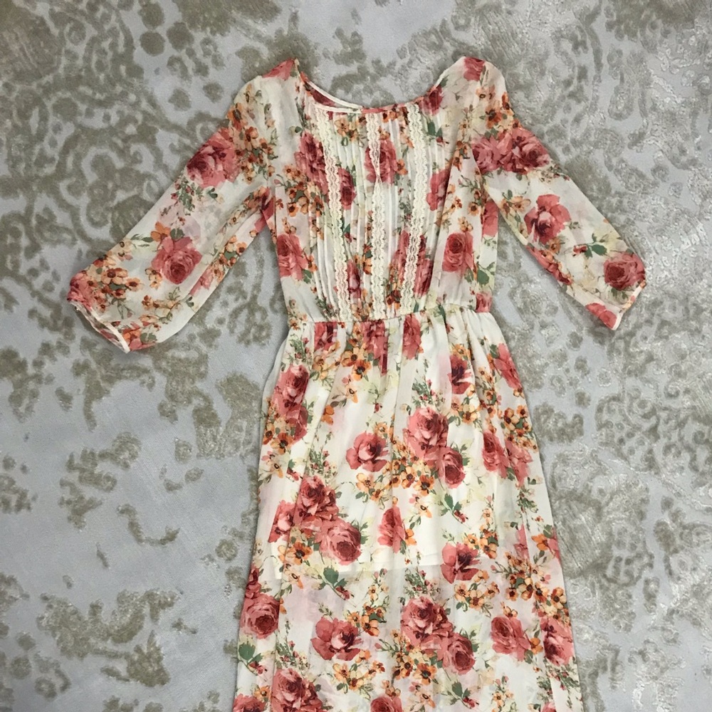 Floral long sleeve maxi dress